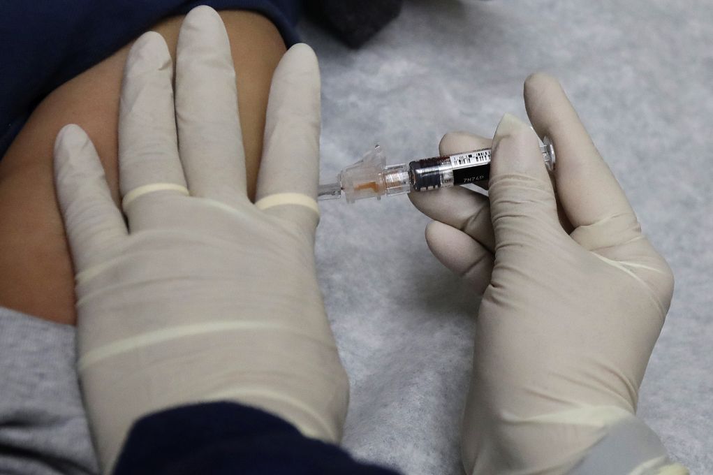 Οι αρχές της Σιγκαπούρης ανέστειλαν προσωρινά τη χρήση δύο αντιγριπικών εμβολίων Οι αρχές της Σιγκαπούρης ανέστειλαν προσωρινά τη χρήση δύο αντιγριπικών εμβολίων
