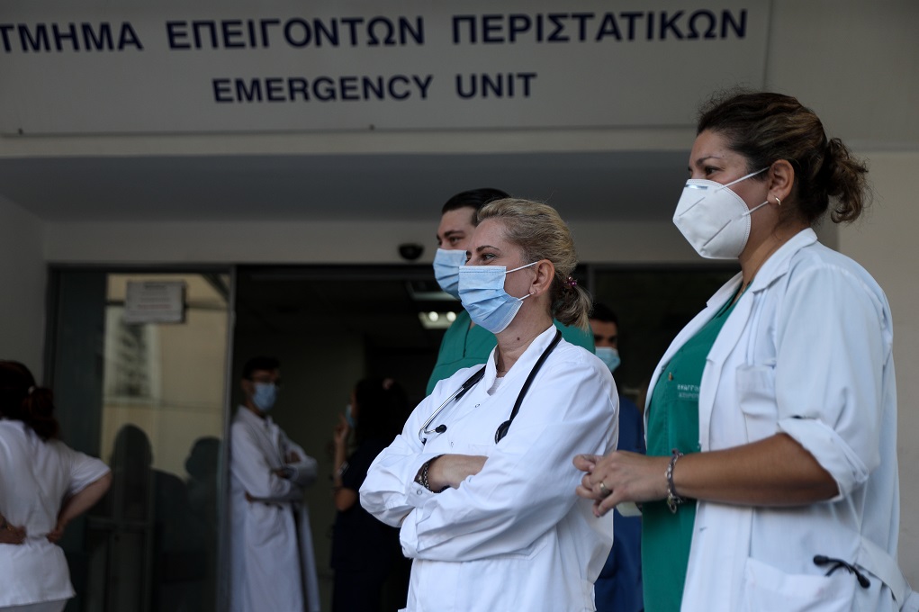 Ανησυχία για το νέο αρνητικό ρεκόρ κρουσμάτων – Συνεχείς και εντατικοί έλεγχοι Ανησυχία για το νέο αρνητικό ρεκόρ κρουσμάτων – Συνεχείς και εντατικοί έλεγχοι