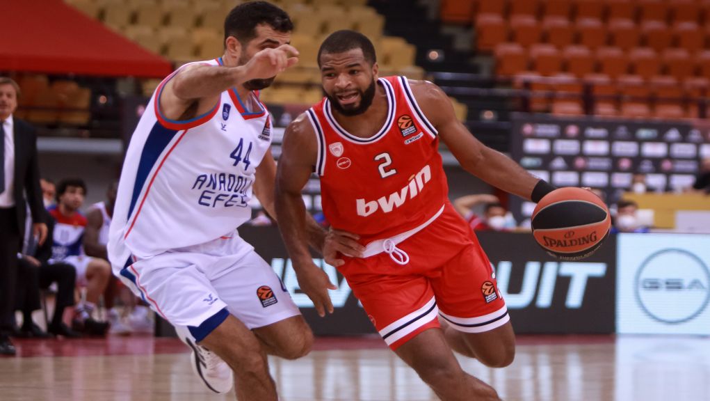 Olympiakos_Anadolou_2020 «Προδόθηκε» από την άμυνα ο Ολυμπιακός που έχασε 84-79 στο ΣΕΦ από την Εφές