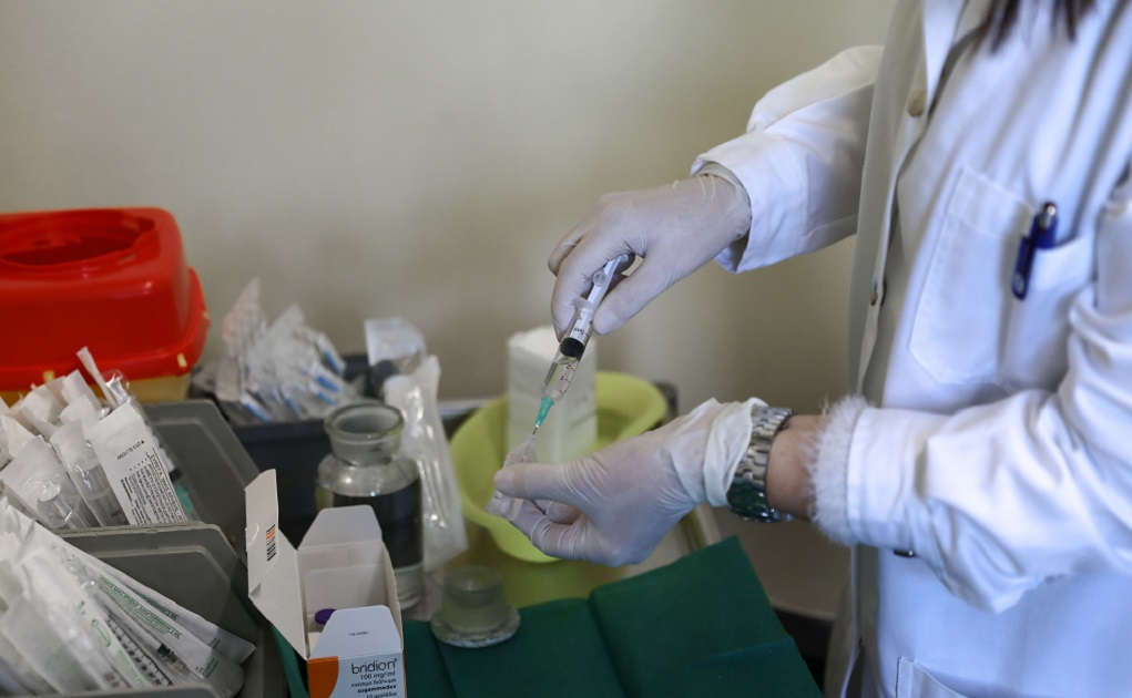 Βατόπουλος: Μετά από 6 μήνες θα έχουμε σαφή εικόνα – Ανεμοδουρά: Εμβολιασμός με σύμφωνη γνώμη θεράποντος ιατρού