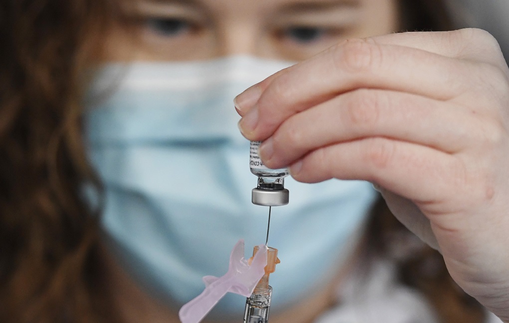 Bild: Στην έγκριση του εμβολίου της Pfizer στις 23 Δεκεμβρίου στοχεύει ο EMA