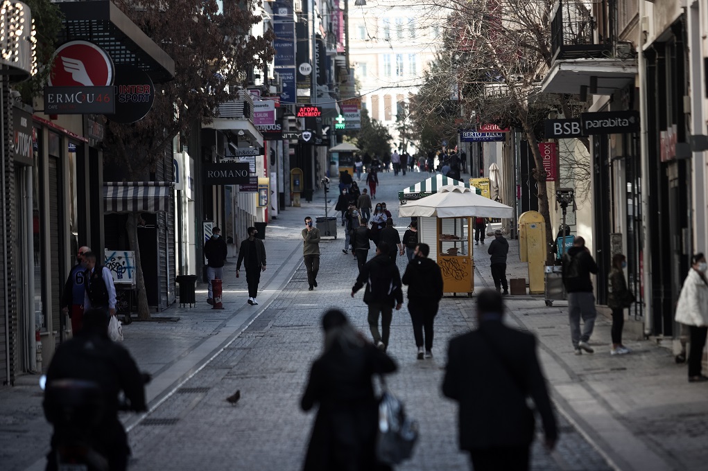 Κρίσιμη η τήρηση των νέων μέτρων – Έμφαση σε ελέγχους και εμβολιασμούς