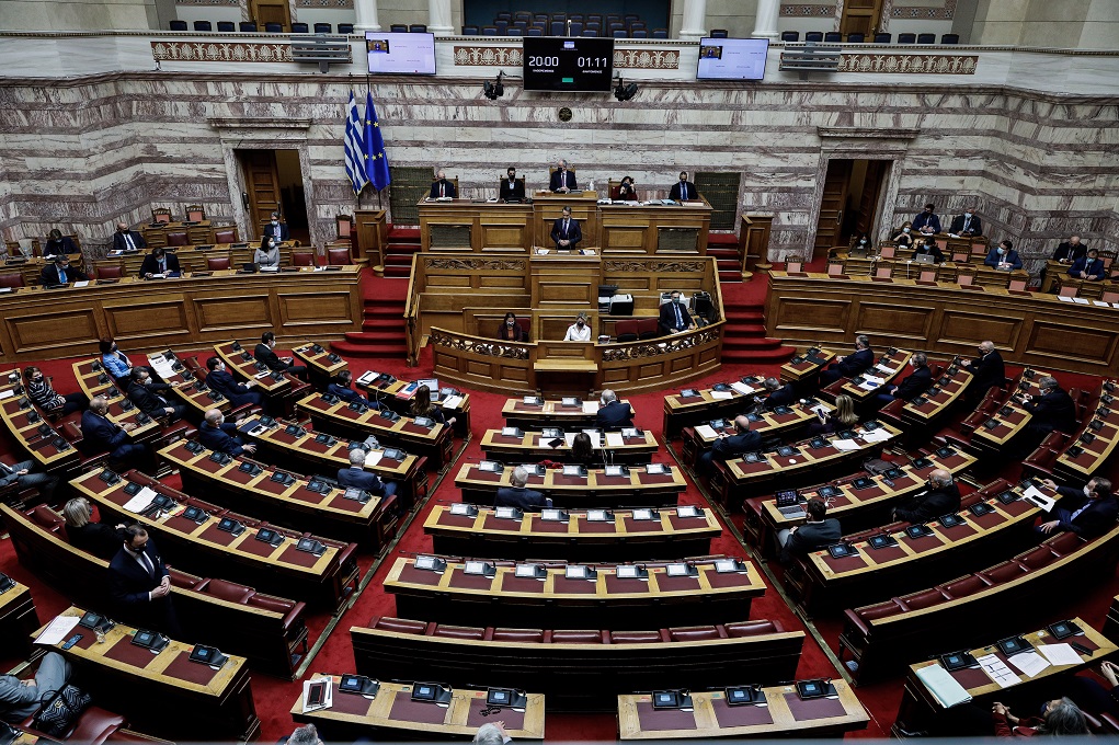 Σφοδρή πολιτική αντιπαράθεση για την υπόθεση Λιγνάδη (video) Σφοδρή πολιτική αντιπαράθεση για την υπόθεση Λιγνάδη (video)