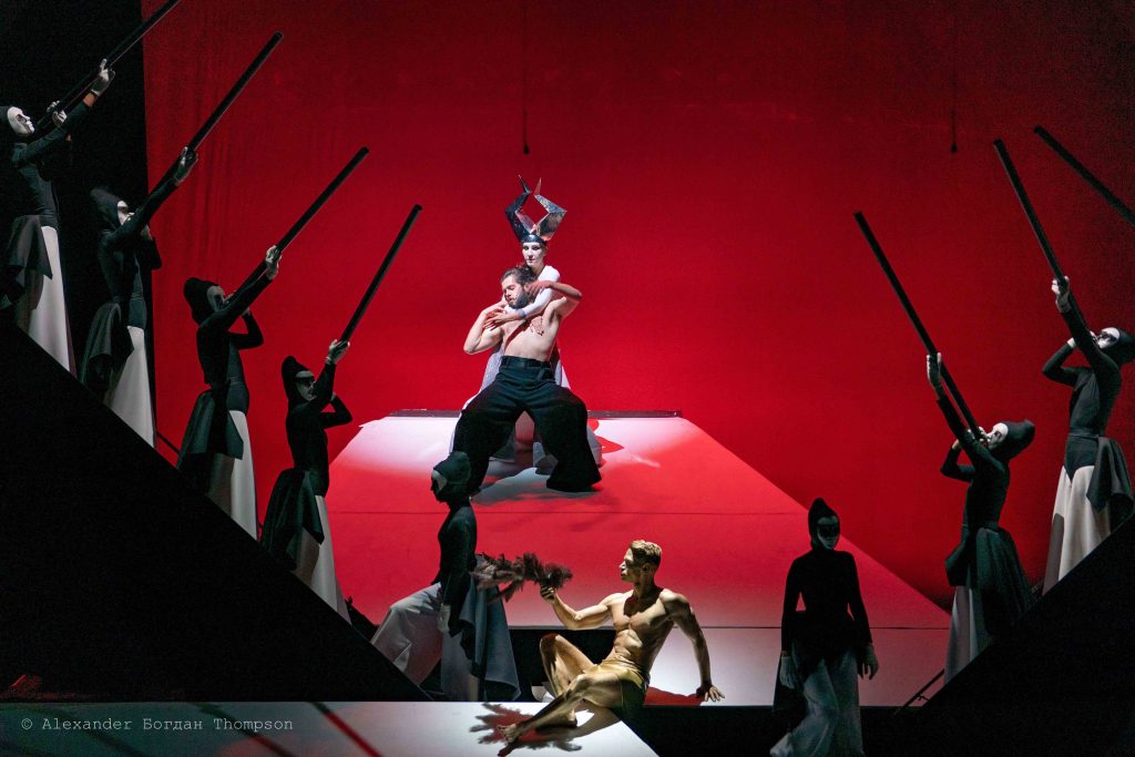 “ODYSSEUS” στο Δημοτικό Θέατρο Πειραιά