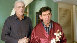 Σε Ξένα Χέρια