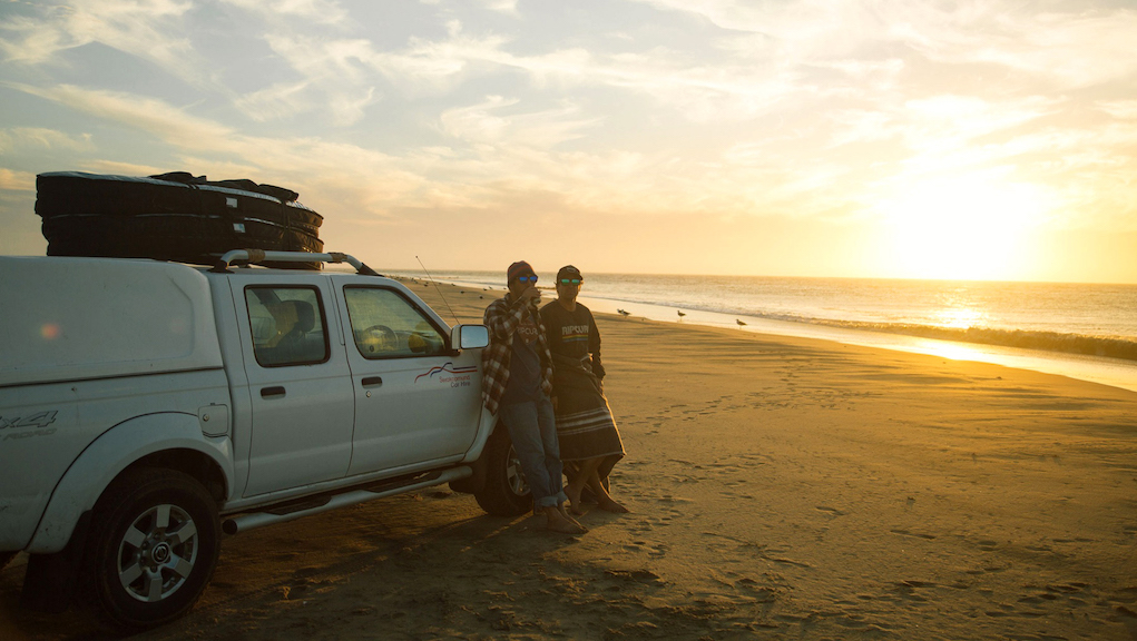 Σερφάροντας στις Θάλασσες της Αφρικής