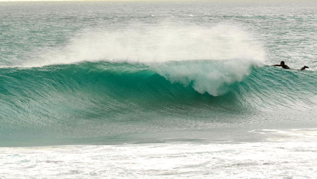 Σερφάροντας στις Θάλασσες της Αφρικής
