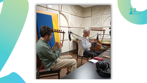 «Η μια λύρα απέναντι στην άλλη»