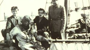 Από τους αρχαίους Κάρες στους τολμηρούς σφουγγαράδες – Μάιος 1997